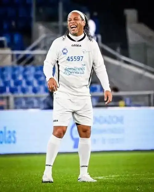 和业内人士 和业内人士