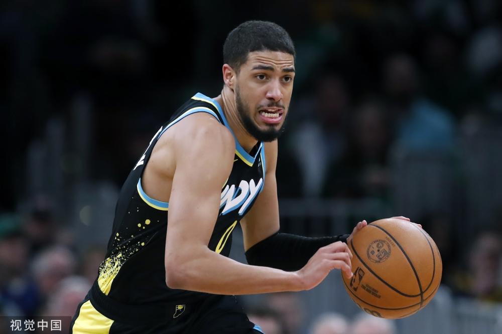 面对两名主 面对两名主